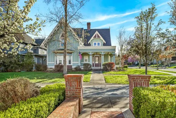 100 Nunan Street, Jacksonville, OR 97530