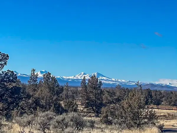 3660 SW Parrish Lane, Powell Butte, OR 97753