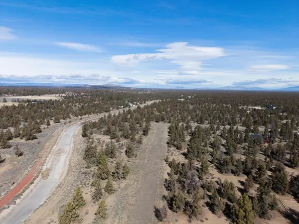 63725 Hughes Road, Bend, OR 97701