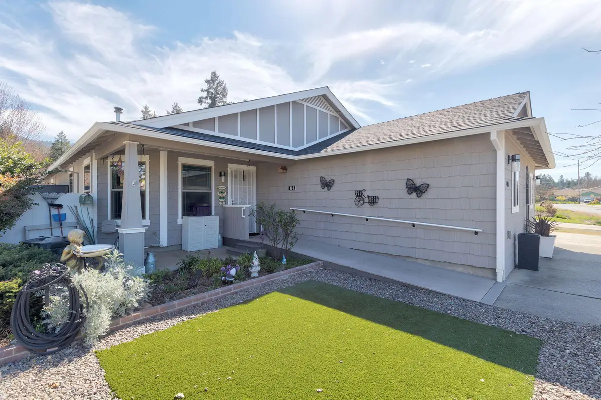 404 Lindilu Lane, Cave Junction, OR 97523 - #1