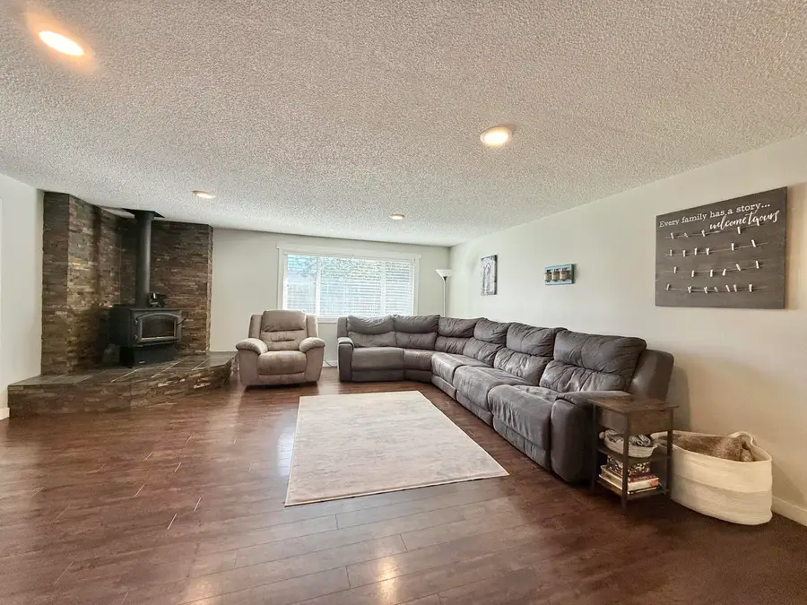 3879 Coronado Way, Klamath Falls, OR 97603 - #3