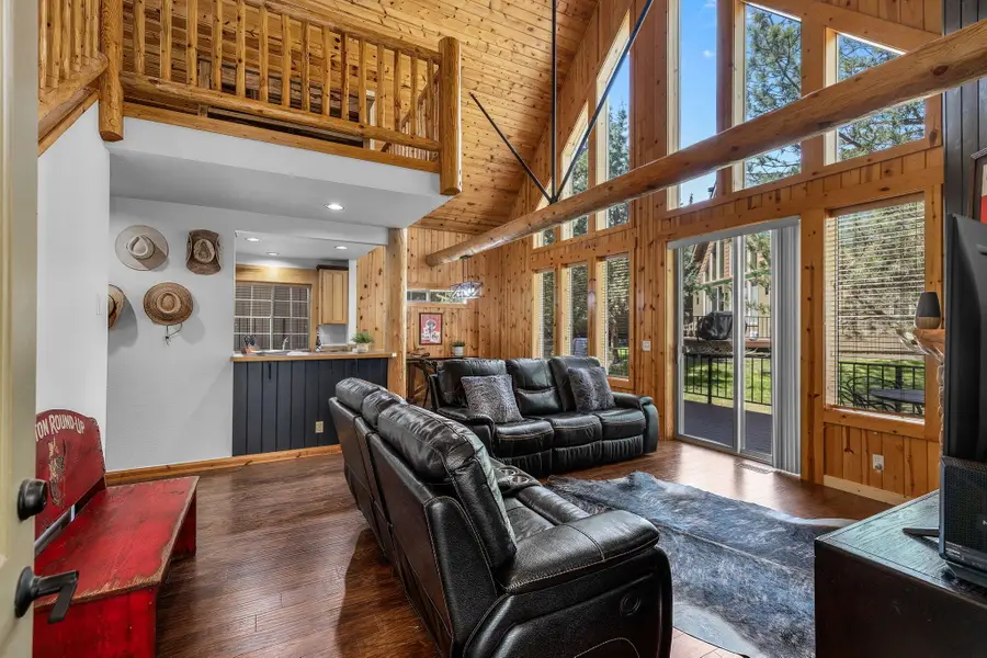 8811 Cliff Swallow Drive, Redmond, OR 97756 - #2