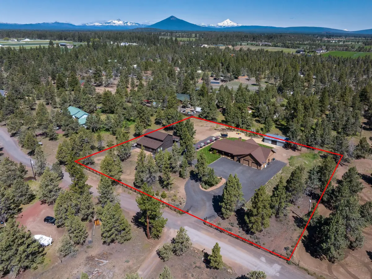 17358 Ivy Lane, Sisters, OR 97759 - #1