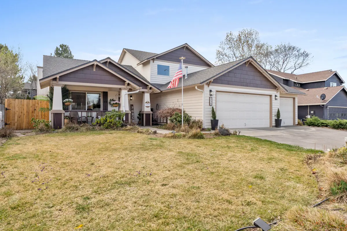 858 NW Poplar Place, Redmond, OR 97756 - #1