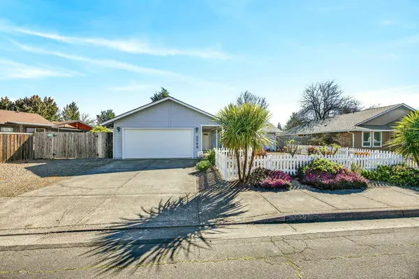 2366 Winslow Park Drive, Medford, OR 97504