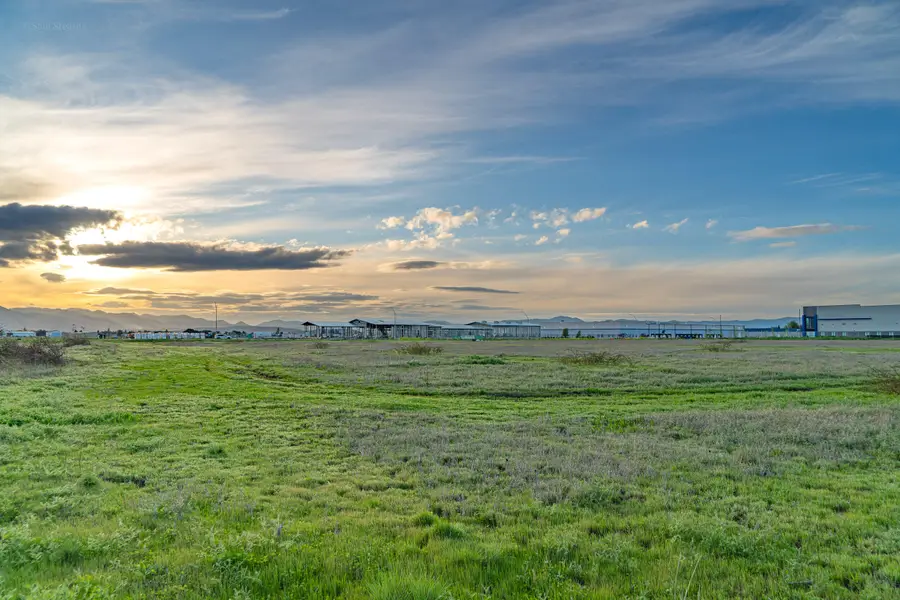 4676 Industry Drive, Medford, OR 97502 - #3