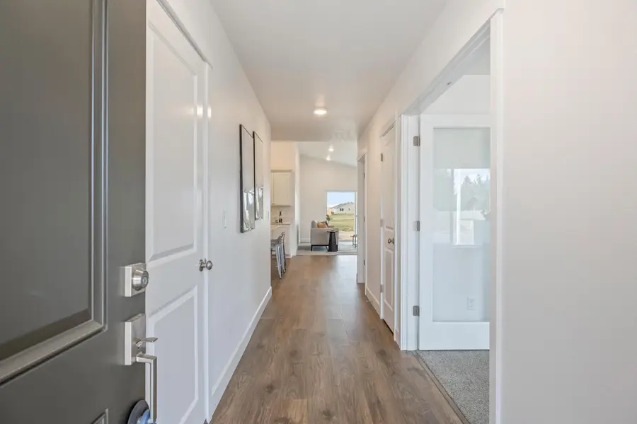 363 NW Monte Vista Avenue #05, Madras, OR 97741 - #2