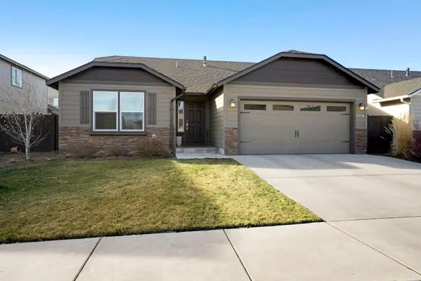 2378 NW Kingwood Avenue, Redmond, OR 97756