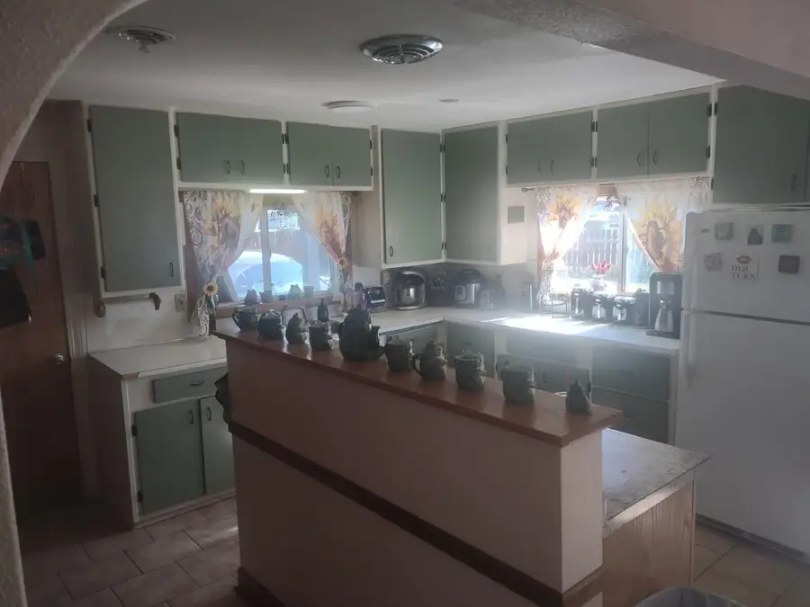 864 SW 3rd Street, Madras, OR 97741 - #3