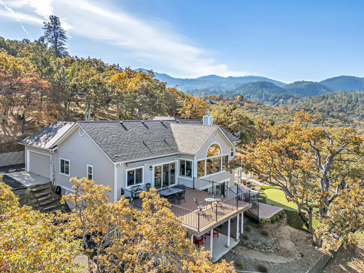 5227 Pioneer Road, Medford, OR 97501 - #1