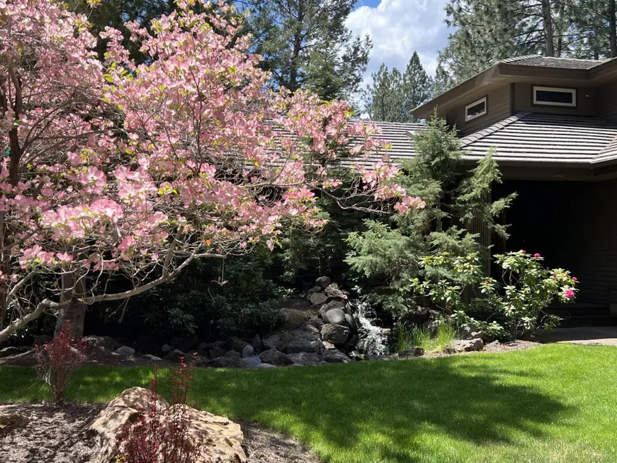 19397 Soda Springs Drive, Bend, OR 97702 - #2