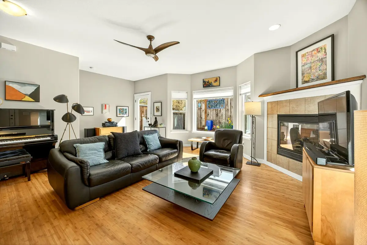 58 N Mountain Avenue, Ashland, OR 97520 - #1