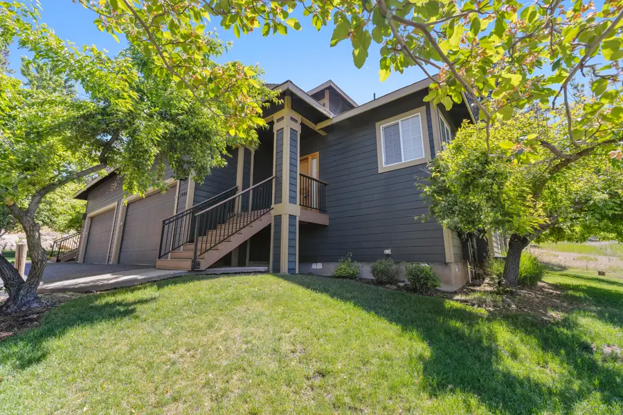 5006 Swallow Court, Klamath Falls, OR 97601 - #2