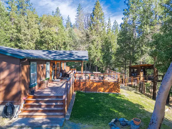 5191 Pleasant Creek Road, Rogue River, OR 97537