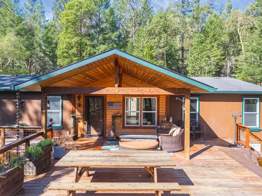 5191 Pleasant Creek Road, Rogue River, OR 97537 - #2