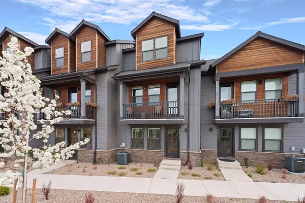 20534 Empire Avenue, Bend, OR 97701