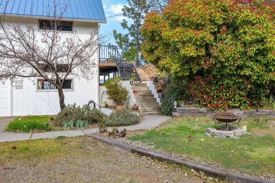 345 Carmen Road, Talent, OR 97540 - #3