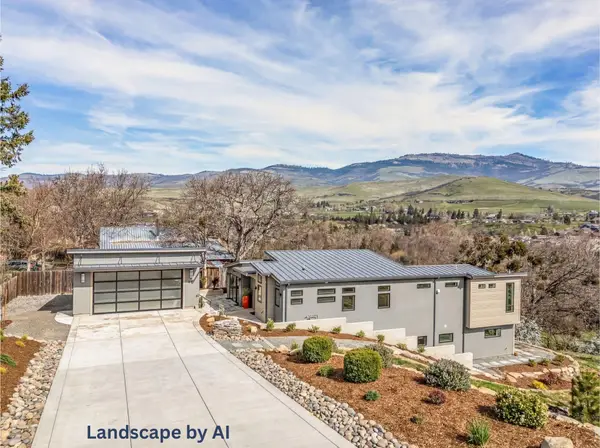 852 Oak Street, Ashland, OR 97520