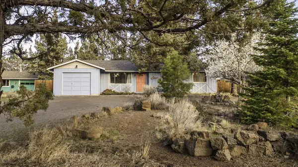 63421 Vogt Road, Bend, OR 97701