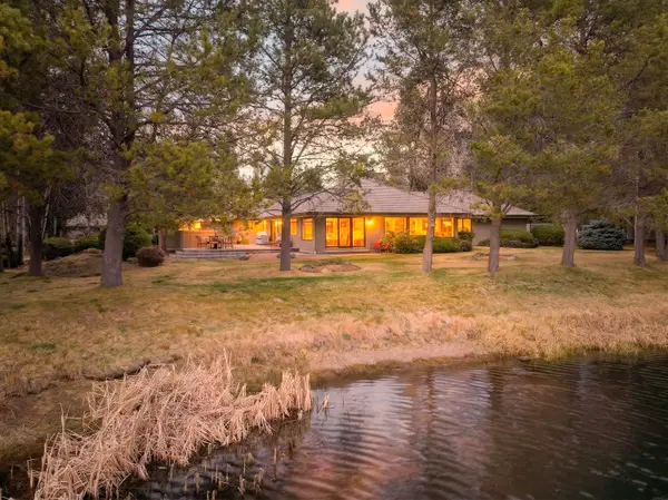 17995 N Course Lane #8, Sunriver, OR 97707