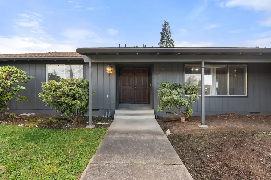 2532 Southport Way, Medford, OR 97504 - #3