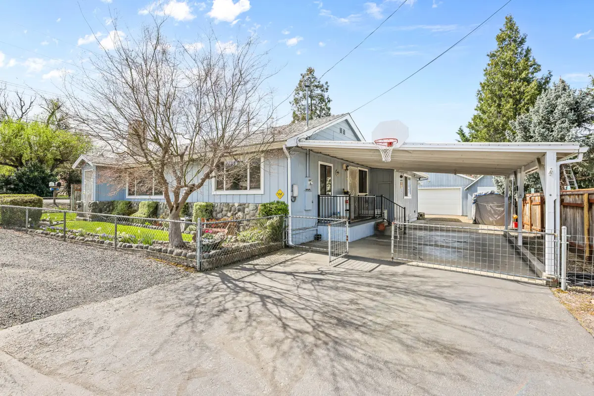 2590 Happy Valley Drive, Medford, OR 97501 - #1