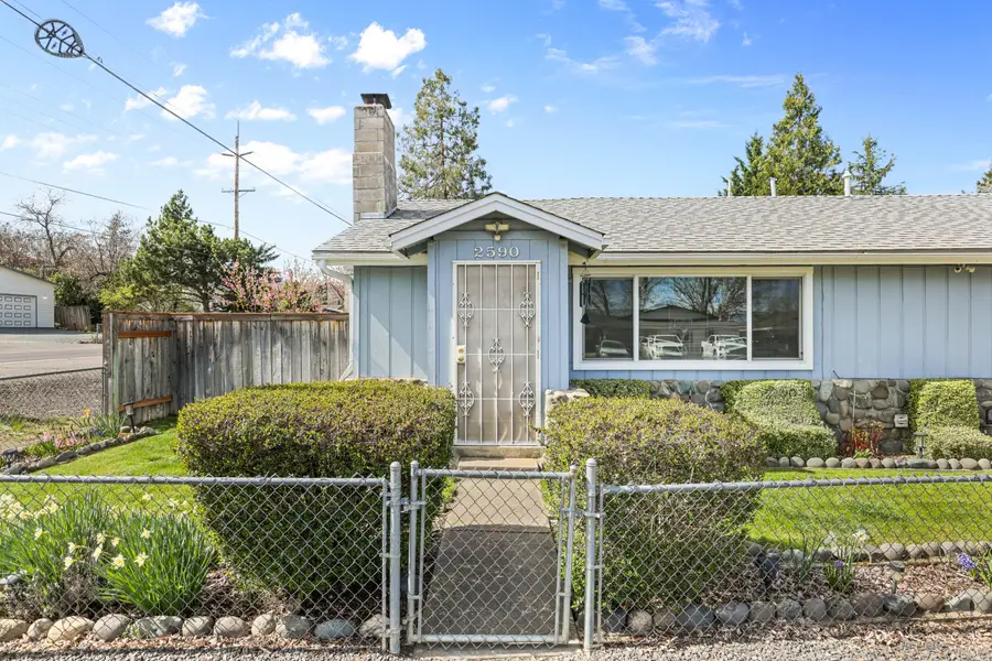 2590 Happy Valley Drive, Medford, OR 97501 - #3