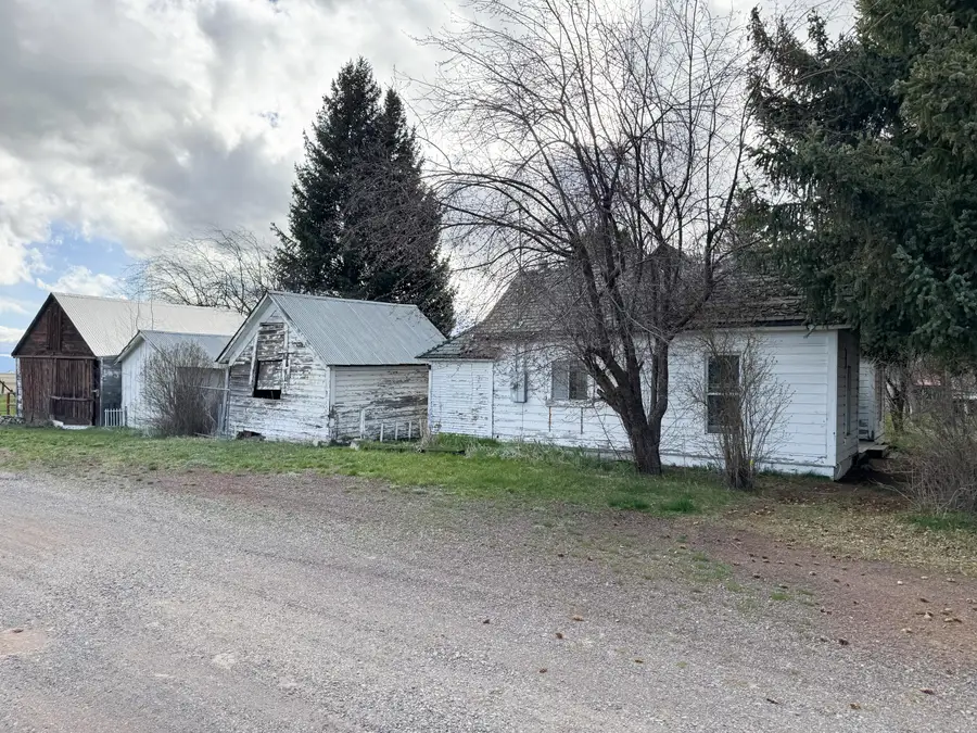 52312 5th Street, Fort Klamath, OR 97626 - #3