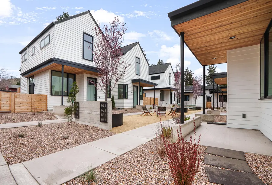 633 NE Marshall Avenue, Bend, OR 97701 - #3