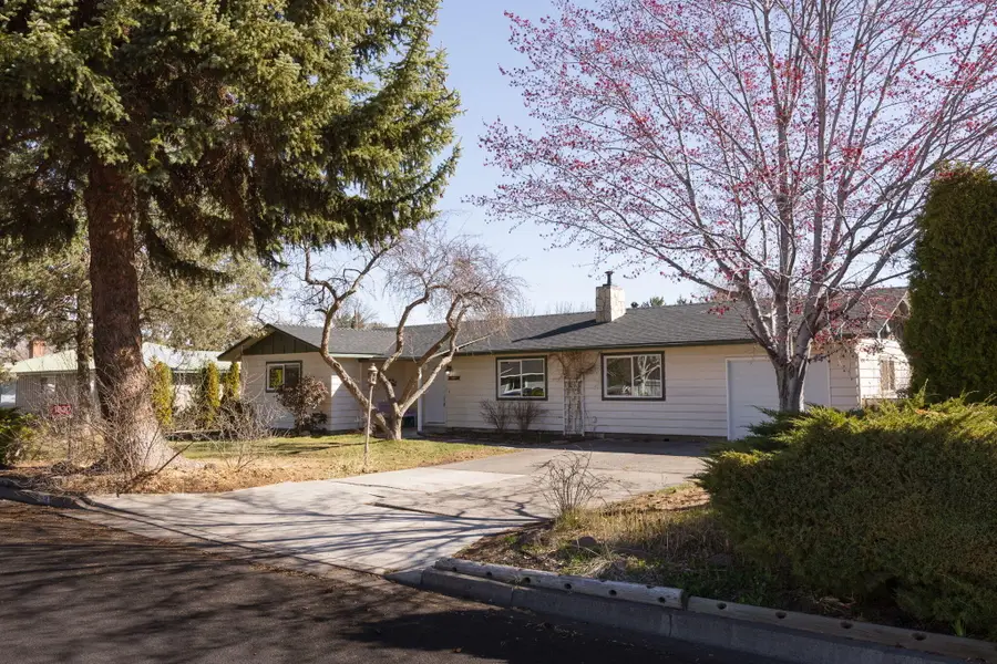 1830 SW 16th Street, Redmond, OR 97756 - #2