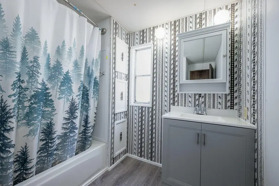 8012 Hood Circle, Prineville, OR 97754 - #3