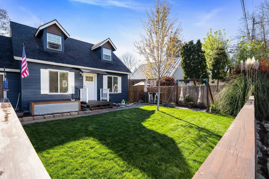 1037 Vista Drive, Grants Pass, OR 97527 - #3