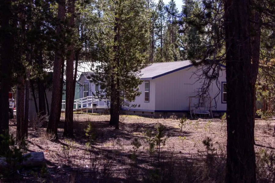 1018 Chapman Street, Gilchrist, OR 97737 - #2