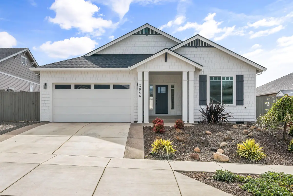 3844 Arena Drive, Medford, OR 97504 - #1