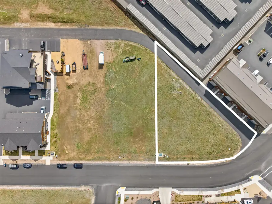 221 E Sun Ranch Drive, Sisters, OR 97759 - #2