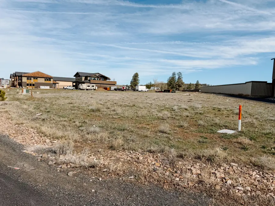 221 E Sun Ranch Drive, Sisters, OR 97759 - #3