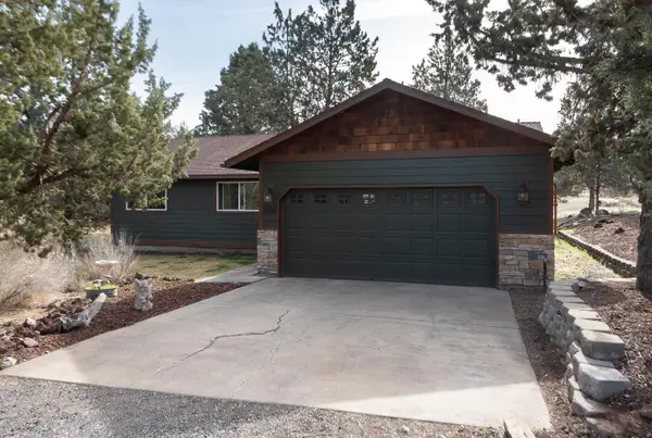 6446 NW Lynch Lane, Redmond, OR 97756