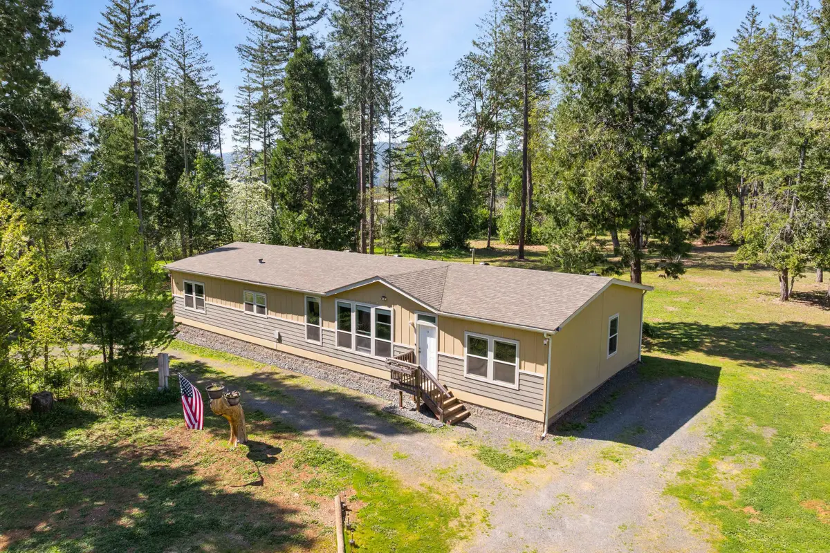 1080 Hays Cut Off Road, Cave Junction, OR 97523 - #1