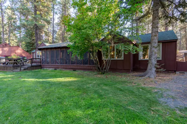 13375 SW Forest Service Road #3, U1, Camp Sherman, OR 97730