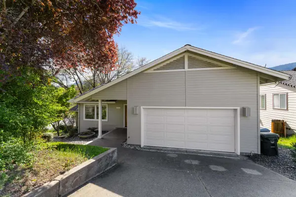 105 Cedar Ridge Terrace, Rogue River, OR 97537