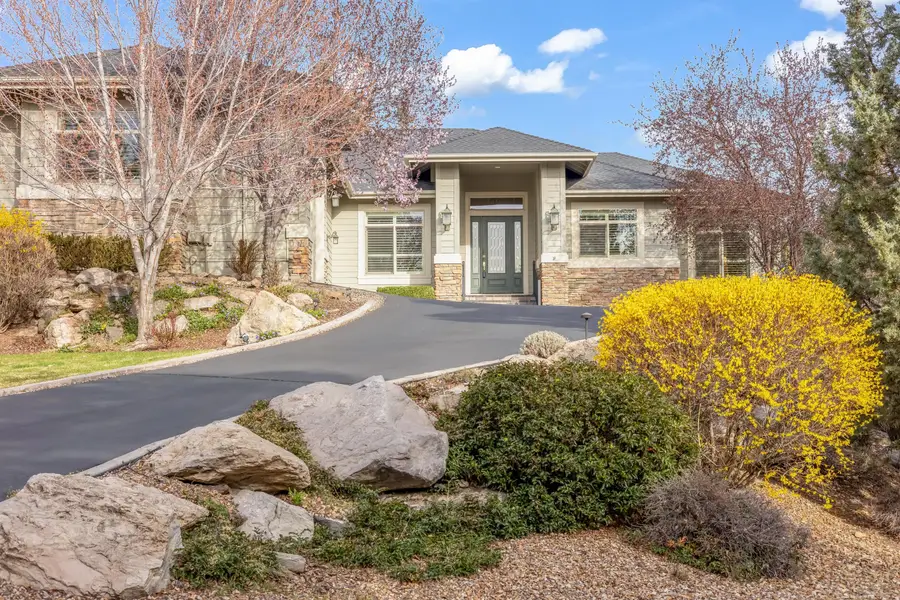 825 Victoria Falls Drive, Redmond, OR 97756 - #3