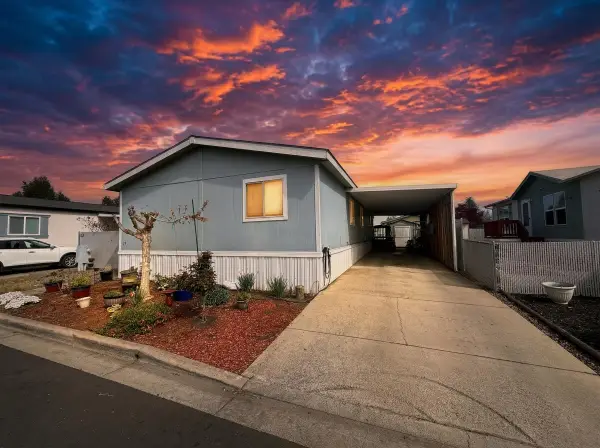 2552 Thorn Oak Drive #SPC 28, Medford, OR 97501