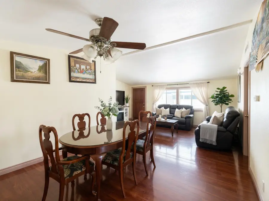 2552 Thorn Oak Drive #SPC 28, Medford, OR 97501 - #2