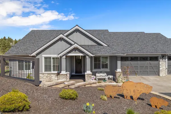 2704 NW Fairway Heights Drive, Bend, OR 97703