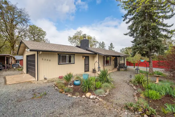 3300 Cloverlawn Drive, Grants Pass, OR 97527