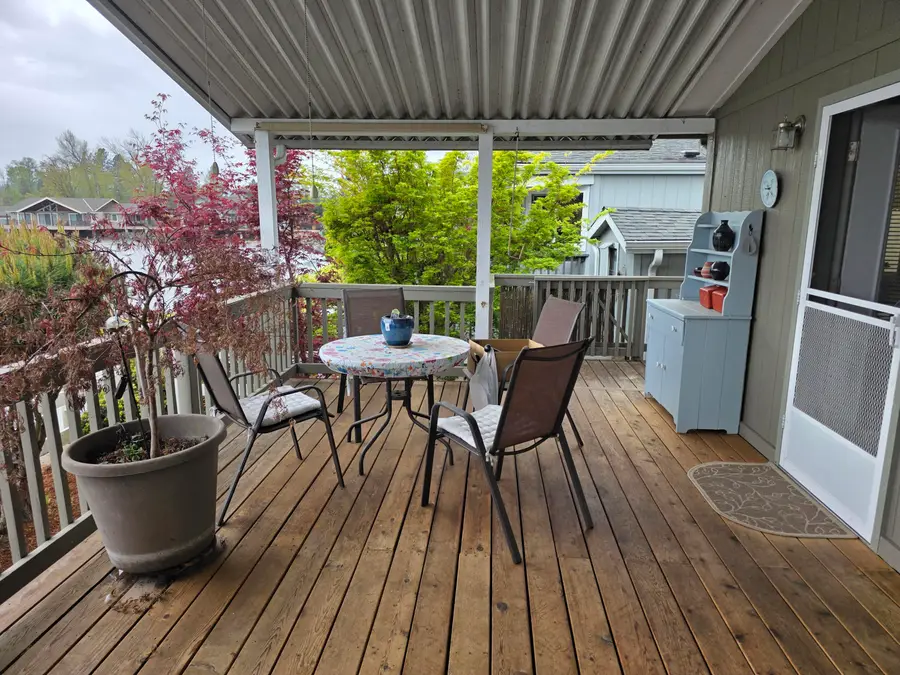 267 Kingsley Drive, Grants Pass, OR 97526 - #2