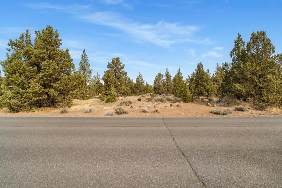 21224 Limestone Avenue, Bend, OR 97703 - #3