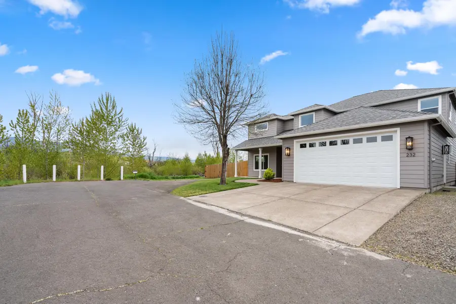 232 Willow Springs Drive, Talent, OR 97540 - #2