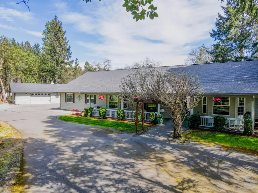 185 Starflower Way, Merlin, OR 97532 - #3