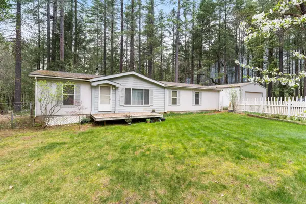 110 Falling Leaf Drive, Selma, OR 97538